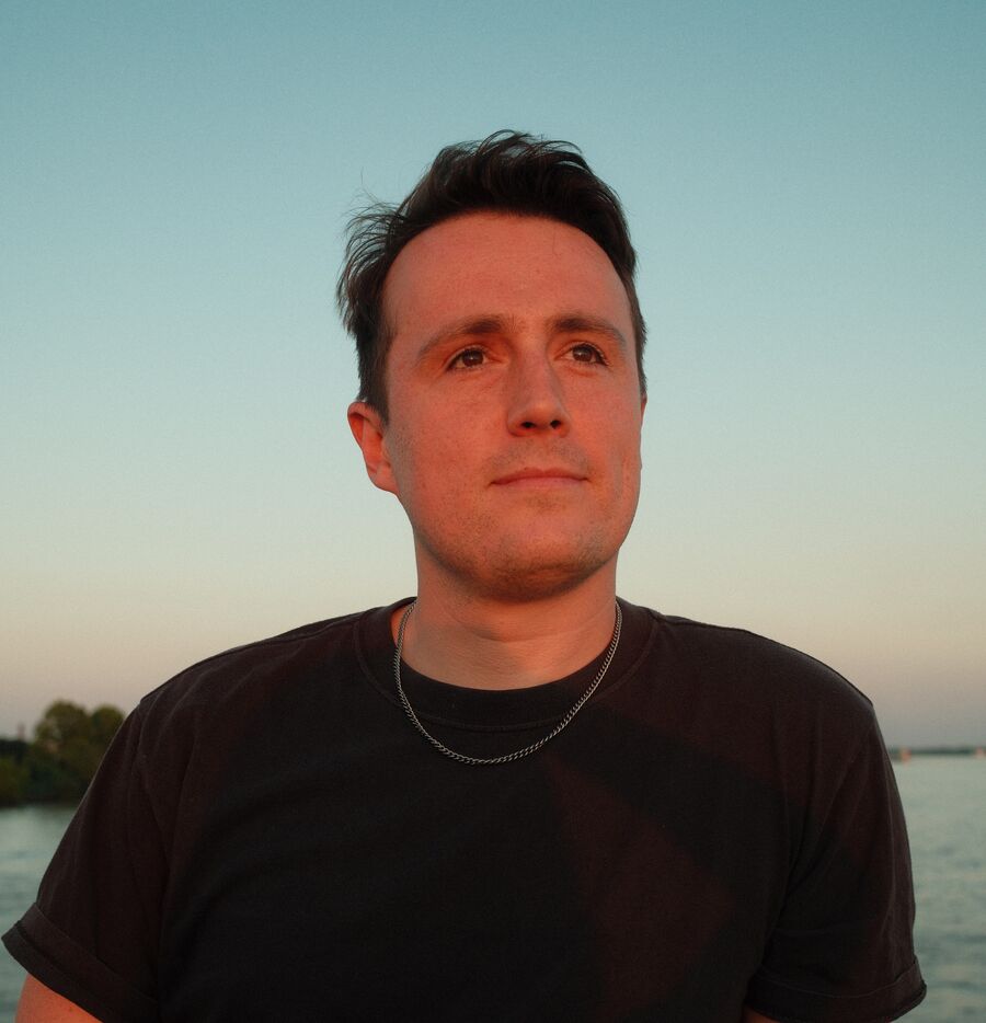 Manu Martínez-Almeida